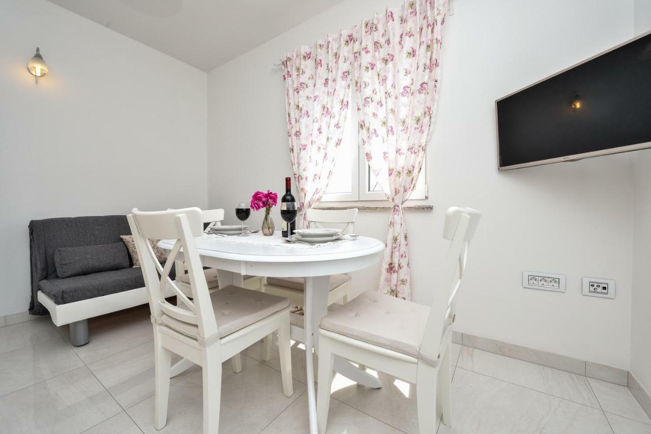 Apartments Feel Good ซูโกชัน ภายนอก รูปภาพ